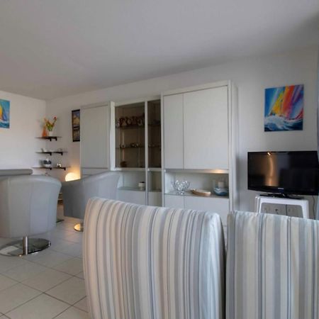 Apartment With Balcony And View On The Port Fréjus 外观 照片
